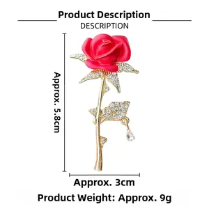 Vue détaillée montrant les dimensions de la broche rose rouge avec strass et perle
