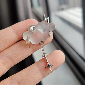 Creative cloud brooch with frosted pendant and star detail for women's blouse accessory