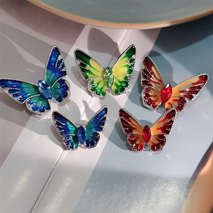 Elegante Legering Vlinder Broche Voor Vrouwen Kleurrijke Emaille Strass Ingelegd Mode Reversspeld Decoratieve Sieraden Cadeau