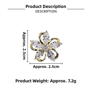 Macro shot showing 2.5cm x 2.5cm five-petal flower brooch dimensions and 7.2g weight