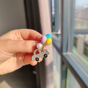 Broche Camion de Ballons en Alliage et Strass Avec Künstliche Perle Artificielle Émail Épingle pour Femmes Enfants Bijoux de Mode Cadeau