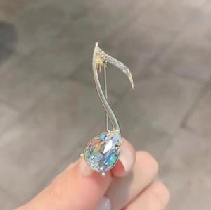 Broche Note de Musique de Mode pour Femmes Alliage Strass Symbole de la Musique Épingle de Vêtements Élégant Costume Décoration Bijoux