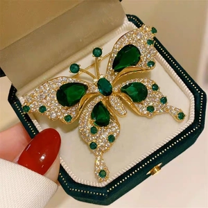 Vintage Butterfly Brooch Alloy Rhinestone Inlaid Anti-exposure Pin For Women Clothing Accessories Party Banquet Jewelry