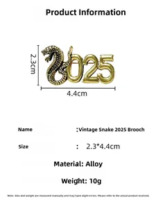 Detailed spec sheet showing a vintage 2025 golden snake brooch with size 2.3x4.4cm