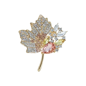 Luxurious maple leaf brooch with sparkling crystals and rhinestones for winter coats