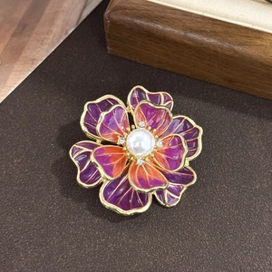 Elegant peony brooch with purple gradient petals, centered pearl and gold finish