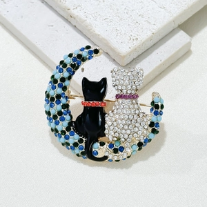 Mode Legierung Strass Katze Auf Dem Mond Brosche Für Damen Emaille Tiere Abzeichen Reversnadeln Schmuck Party Kleidung Zubehör Geschenk