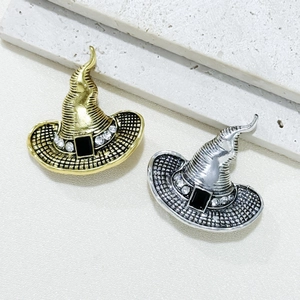 Retro witch hat brooches in gold and silver alloy with rhinestones for Halloween