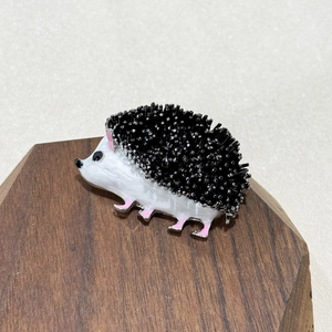 Cute Cartoon Drip Oil Hedgehog Brooch Animal Pin High-Grade Alloy Fashion Jewelry Badge Accessory For Women Backpack Coat