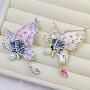 Luxury Alloy Butterfly Brooch Pin With Enamel Rhinestone Faux Artificial Pearl Elegant Jewelry Accessory For Women Suit Dress Decor