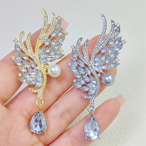 Élégante Broche Ailes d'Ange en Alliage pour Femmes Luxe Zirconium Künstliche Perle Plume Broche Pin Or Argent Accessoires Bijoux Cadeau
