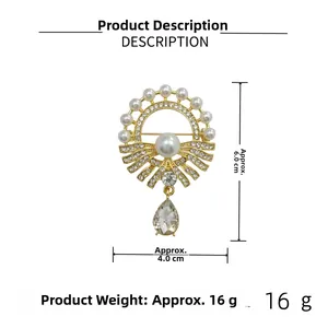 Detailed view of luxury palace style pearl brooch with dimensions 6.0cm by 4.0cm