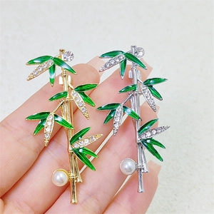 Elegant Bamboo Joint Brooch Pin Alloy Green Enamel Rhinestone Artificial Pearl Chinese Style Suit Scarf Accessories For Women