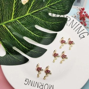 Colgantes de flamenco dorados con diamantes rosas para joyería DIY juego de seis piezas