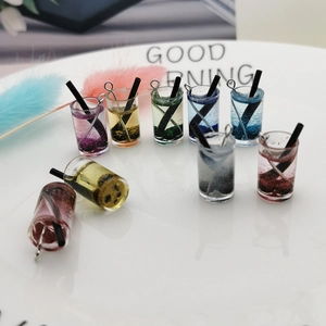 Bunte Milchtee-Anhänger aus Harz mit Glitzerfüllung für DIY-Schmuckherstellung