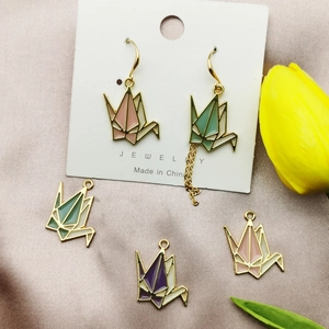 Asymmetric paper crane drop earrings and pendants with gold-plated drip oil finish