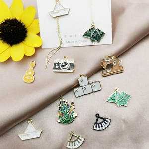 Nostalgic DIY Alloy Enamel Charms Retro Keyboard Guitar Frog Camera Sewing Machine Pendant Jewelry Making Findings Accessory