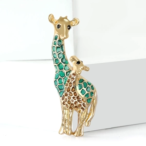 Eleganz Goldene Giraffe Mutter und Kind Brosche mit grün-braunem Emaille-Muster
