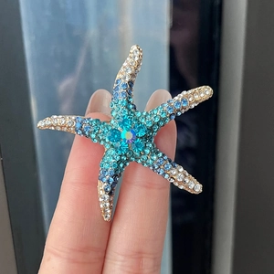 Broche Étoile de Mer en Alliage Vintage Avec Strass Élégante Épingle de Revers pour Costume Robe Bijoux Femme Accessoire
