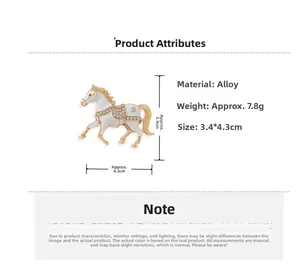 Detailed view of horse-shaped enamel brooch with dimensions 3.4cm x 4.3cm and weight 7.8g