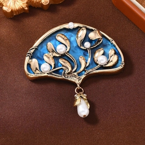 Vintage Fan Shape Alloy Brooch Blue Resin Enamel Artificial Pearl Pendant Seaweed Branch Chinese Style Women Clothing Accessories