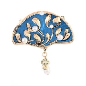 Vintage gold fan-shaped brooch with royal blue resin and elegant white imitation pearls