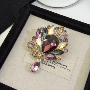 Retro Palace Style Alloy Brooch Multicolor Artificial Crystal Flower Pin Elegant Water Drop Pendant For Wedding Banquet Women Jewelry