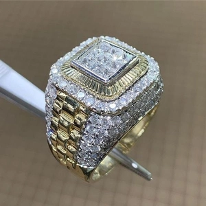 Anillo HipHop cuadrado para hombre en dos tonos oro y plata con pavé de diamantes micro