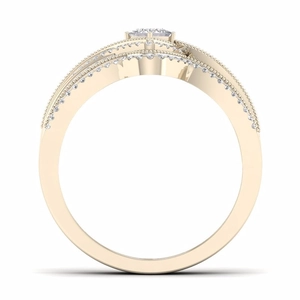 Lussuoso anello color oro champagne con taglio princess e zirconi micro-pavé