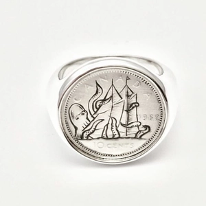 Vintage Silberring mit 1952 Kanada-Münze und Segelschiff-Gravur im Retro-Stil