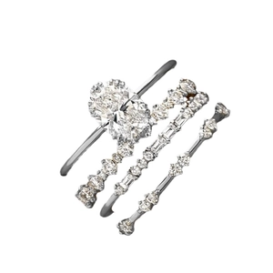 Luxuriöses 4-teiliges silbernes Brautring-Set mit funkelndem Zirkonia im Ovalschliff