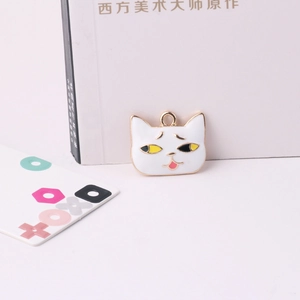 Pendentif chat mignon en alliage avec émail blanc pour la création de bijoux DIY