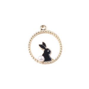 Süßer Emaille-Hasenanhänger mit weißer Perle im goldenen Perlenring für DIY-Schmuck