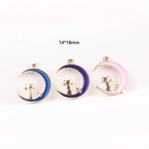 Ciondoli gatto luna in smalto blu viola e rosa per creazione gioielli fai da te 14x18mm