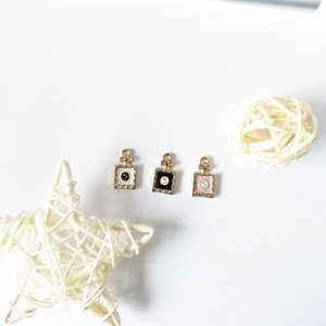 Mini Ciondoli a Boccetta di Profumo in Lega e Smalto per Collana Orecchini Fai da Te Creazione Gioielli Ciondolo Decorativo Numero Cinque