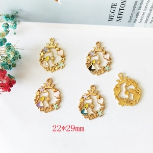 Cartoon Alice enamel gold alloy flower wreath pendant for DIY jewelry making 22x29mm