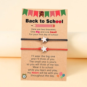 Stern-Armbänder auf Geschenkkarte zum Schulanfang für Mutter und Kind Set