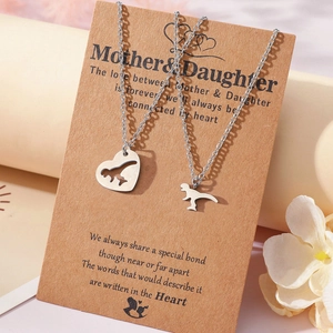 Parure de colliers mère-fille en acier inoxydable avec pendentifs cœur et dinosaure