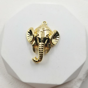 Gepolijste gouden olifantenkop hanger ketting met zirkoon en hoge metaalglans afwerking