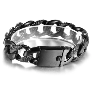 Herren Armband aus mattem Titanstahl mit strukturierter Schlangenschuppen-Kettenglieder
