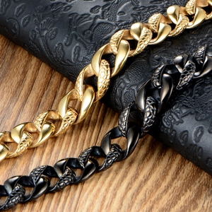 Herren Armband aus Titanstahl mit Drachenschuppen-Textur in Gold und Schwarzoptik
