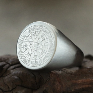 Anillo de sello vintage de acero inoxidable para hombre con estrella de brújula