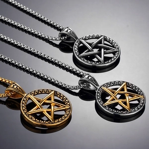 Halskette aus Titanstahl mit Pentagramm in Gold, Silber und zweifarbigem Design