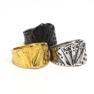 Retro stainless steel poker flush rings in gold, silver, and black finishes