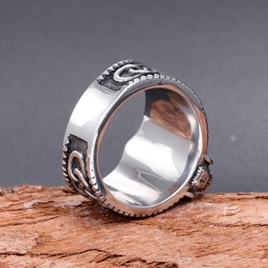 Vintage Thor's Hammer stainless steel ring for men with embossed gear texture
