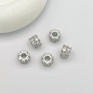 Cinq perles intercalaires flocon en plaqué or 14K avec oxydes de zirconium pour bijoux DIY