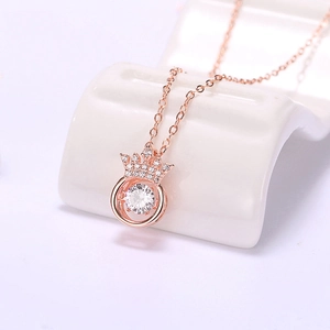Titanium Steel Dancing Stone Crown Necklace For Women Rose Gold Gold Silver Rhinestone Inlaid Clavicle Chain Jewelry