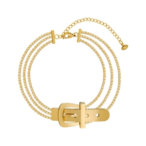 Schickes mehrlagiges Gold-Titanstahl-Armband mit einem stilvollen Gürtelschnallendesign