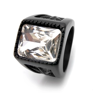 Bague en acier noir mat avec zircon carré transparent et gravures de feuilles