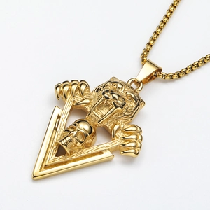 Pendentif gothique tigre à dents de sabre et crâne en acier doré sur chaîne box